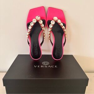 NIB Versace Pink Crystal Heeled Sandals Size US7/EU37